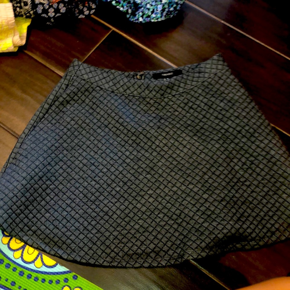 Forever 21 grey shirt